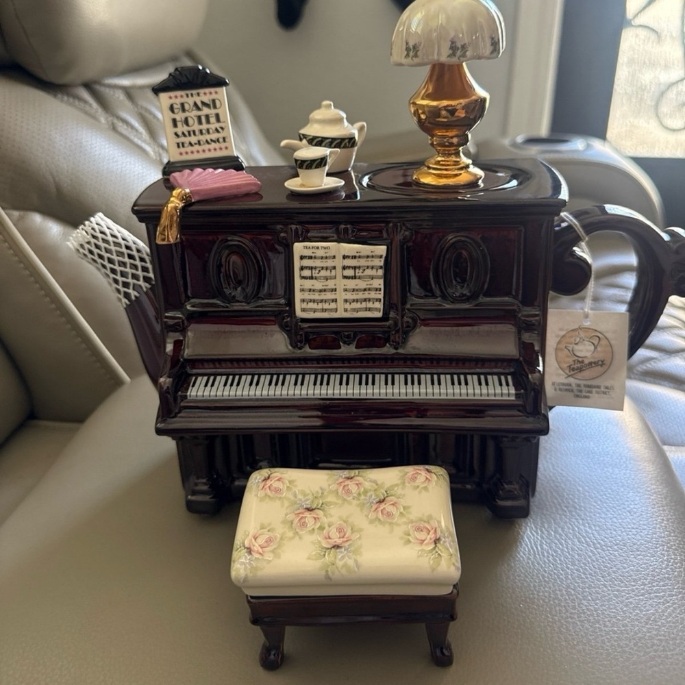 Vintage Swineside Teapottery Ceramic Parlor Piano Decorative Teapot England